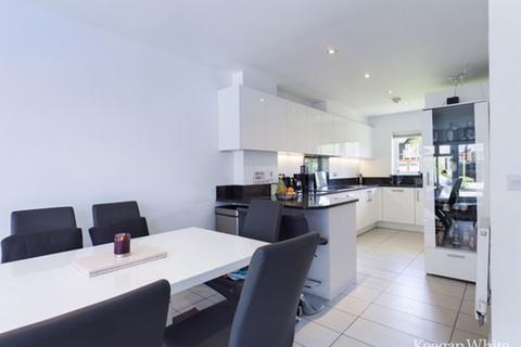 5 bedroom townhouse for sale, Venics Way, High Wycombe - Immaculate Throughout - No Onward Chain
