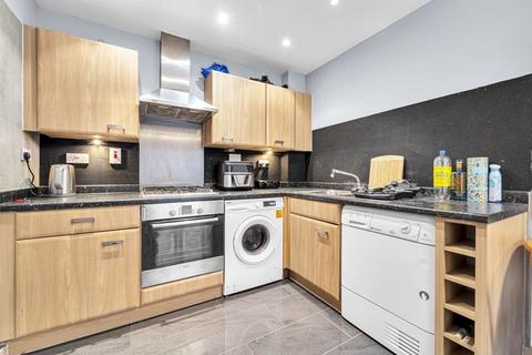 2 bedroom apartment for sale, Middlewich House, Taywood Road, UB5
