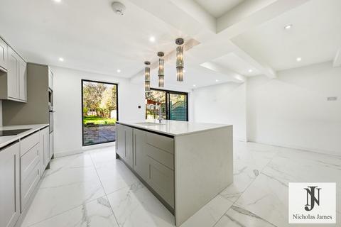 undefined, Lancaster Avenue, Hadley Wood , EN4