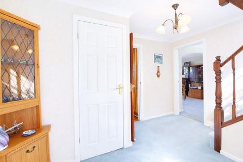 undefined, Warwick Avenue, Cuffley EN6