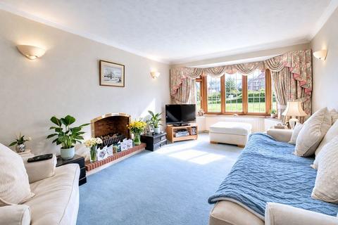 undefined, Warwick Avenue, Cuffley EN6