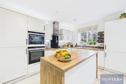 4 bedroom detached house for sale, Armstrong Road, Stoke Orchard, Cheltenham