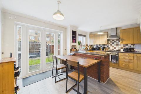 3 bedroom terraced house for sale, Mierscourt Road, Gillingham