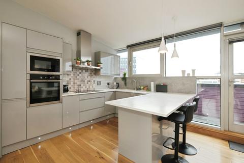 undefined, St. James's Street, Nottingham, NG1
