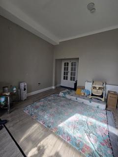 2 bedroom flat to rent, Green Lane, Goodmayes, IG3