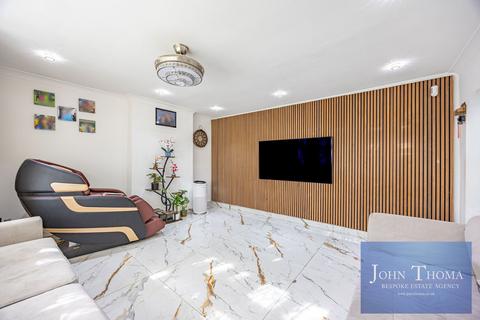 undefined, Manor Road, Chigwell IG7
