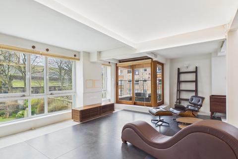 undefined, Constitution Street, Leith, Edinburgh, EH6