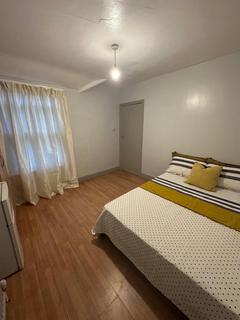 undefined, Cranwich Road, London N16