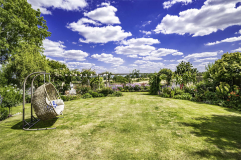 undefined, Applecroft, Upper Basildon, RG8