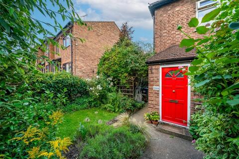 2 bedroom flat to rent, Alexandra Road, London