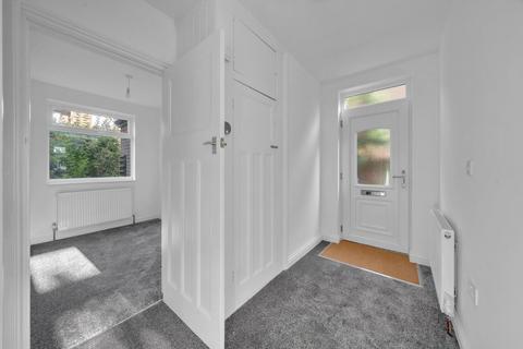 2 bedroom flat to rent, Alexandra Road, London