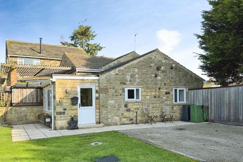 undefined, 2 Ghyll Mount, Yeadon