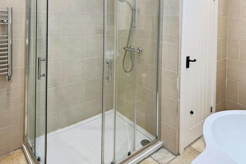 undefined, 2 Ghyll Mount, Yeadon