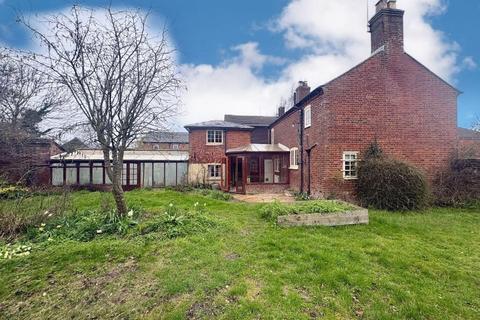 undefined, Watling Street, Hockliffe, Leighton Buzzard, Bedfordshire, LU7 9NB