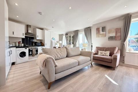undefined, Catsbrook Road, Icknield, Luton, Bedfordshire, LU3 2EE