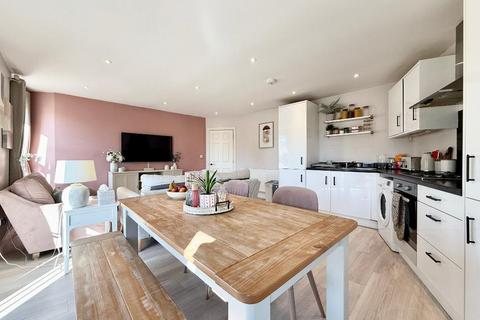undefined, Catsbrook Road, Icknield, Luton, Bedfordshire, LU3 2EE