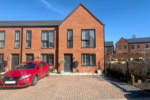 2 bedroom end of terrace house for sale, Offerton, Stockport SK2