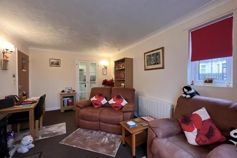 undefined, Morecambe LA4