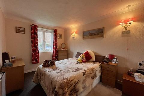 undefined, Morecambe LA4