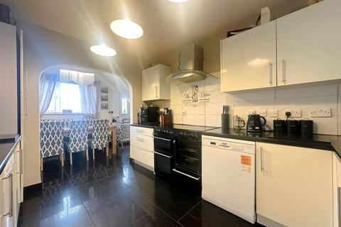 4 bedroom terraced house for sale, Seymour Road, Trowbridge, Wiltshire, BA14 8LX