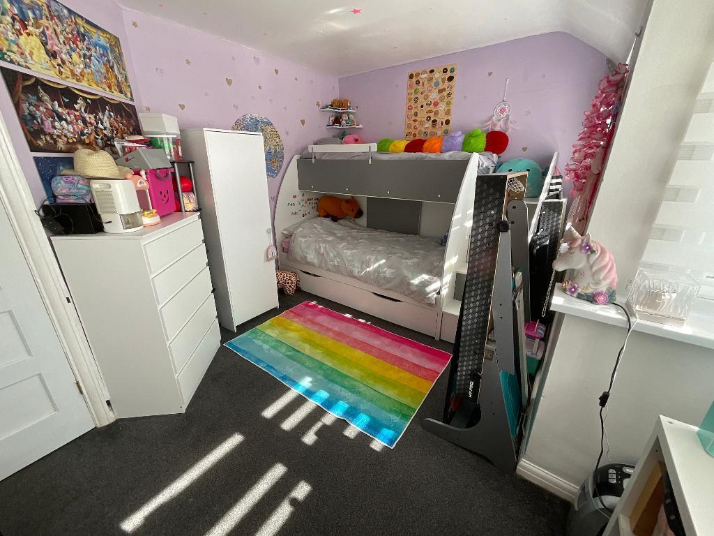 BEDROOM ONE 13'3 x 12'2
