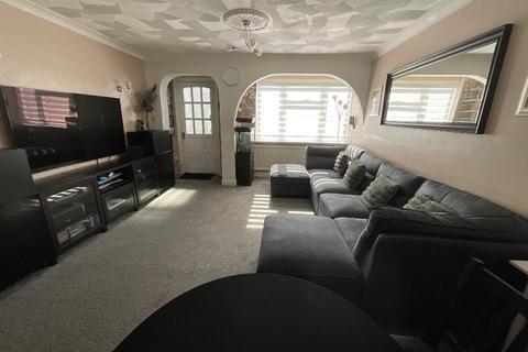 undefined, Elm Park, Hornchurch RM12