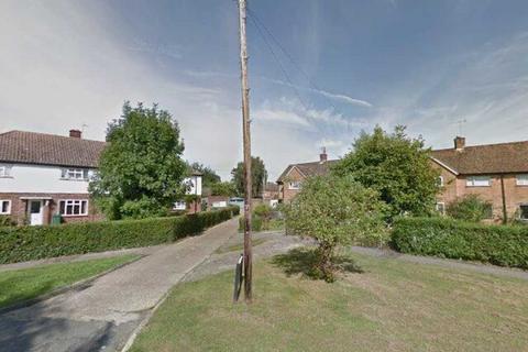 undefined, Chequers Close, Horley RH6