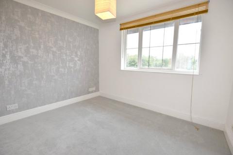 undefined, Lansdowne Road, Purley, CR8