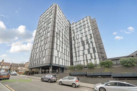 undefined, Masons Avenue, Croydon, CR0