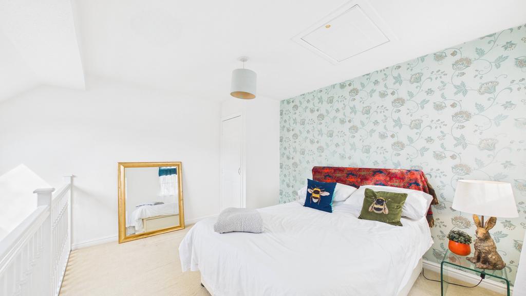 Bedroom (1)