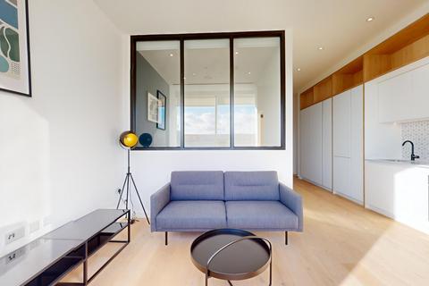 1 bedroom flat to rent, Great West Road, Brentford TW8