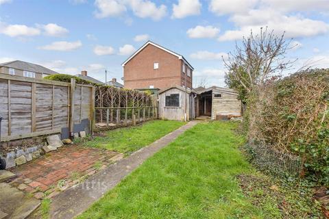 Worsley Road, Newport PO30