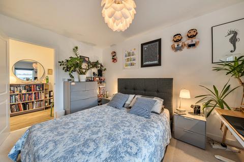 1 bedroom apartment for sale, Horsnell Close, London
