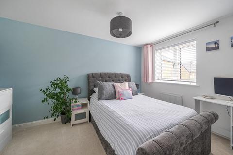 undefined, Airedale Gardens, Dunstable LU5