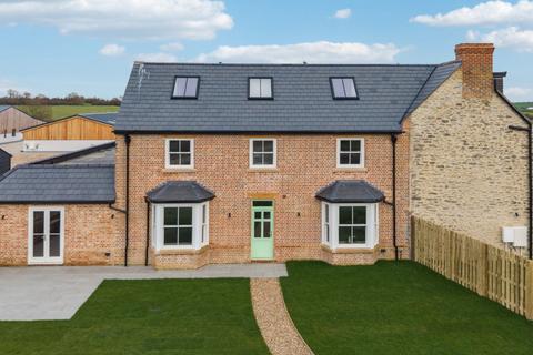 undefined, The Charndon Estate, Marsh Gibbon Road, Poundon, Bicester, Oxfordshire