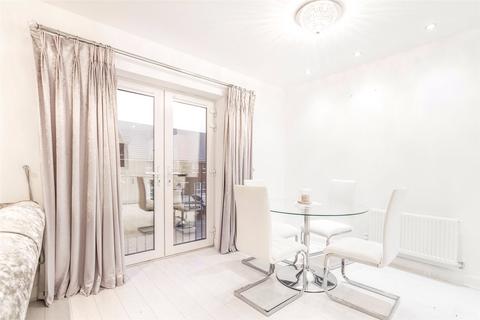 2 bedroom apartment for sale, Draper Crescent, Wokingham, Berkshire