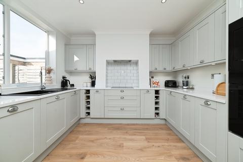 undefined, Kingston Road, Hull, HU10