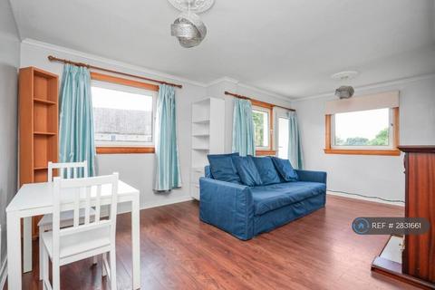 2 bedroom flat to rent, Rannoch Grove, Edinburgh, EH4