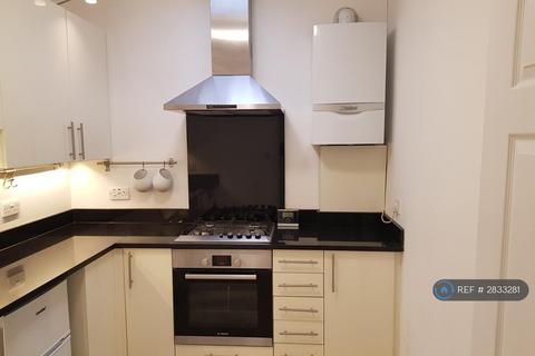 2 bedroom flat to rent, Burnham Lane, Slough, SL1