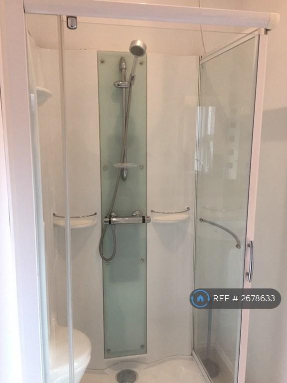 Bathroom 4