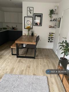 1 bedroom flat to rent, Suntrap Court, London, E3