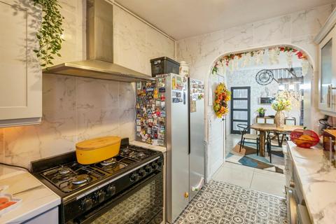 2 bedroom terraced house for sale, Gardens Lane, Conisbrough, Doncaster