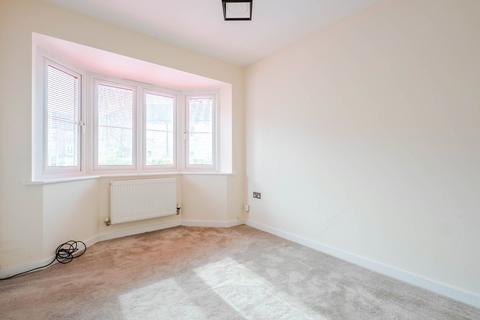 undefined, Kingfisher Drive, Bedfordshire LU7