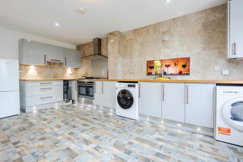 undefined, Kingfisher Drive, Bedfordshire LU7