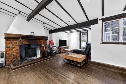 undefined, Flamstead End Road, Waltham Cross, EN8