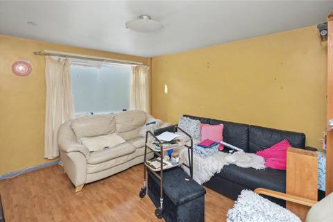 undefined, Moor Crescent Chase, Beeston, Leeds