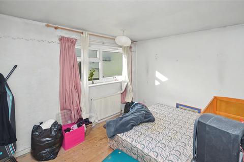 undefined, Moor Crescent Chase, Beeston, Leeds