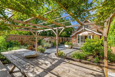 5 bedroom detached house for sale, Worthy Road, Winchester, Hampshire, SO23