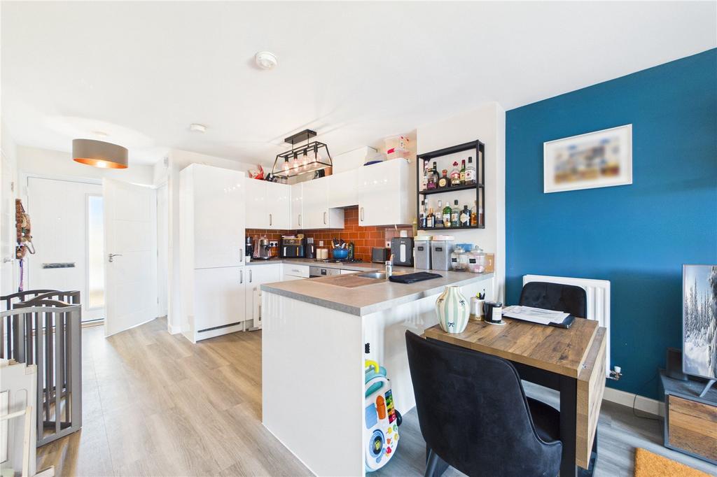 Kitchen/Dining