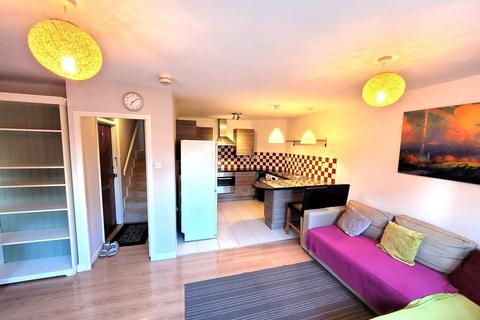 2 bedroom duplex for sale, Spacious Two double bedroom duplex flat, Woodside Park